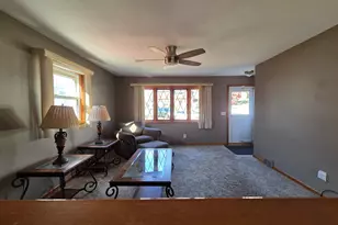 8 Circle Dr, East Haven, CT 06513 - Photo 6