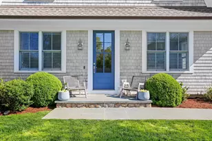 4 Vani Ct, Westport, CT 06880 - Photo 2