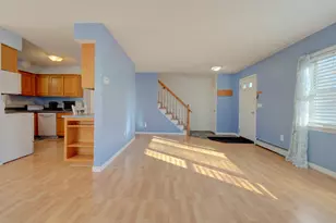 43 Kingsbury Ln, Glastonbury, CT 06033 - Photo 6