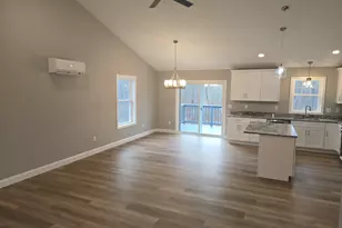 67 Paradise Dr, Brooklyn, CT 06234 - Photo 4