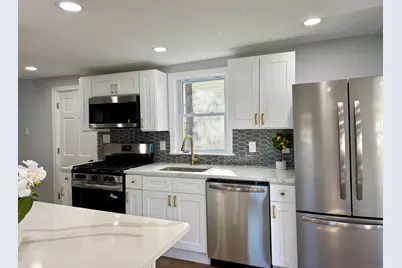 38 Chauncey Street, West Haven, CT 06516 - Photo 8