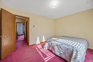 975 Meriden Rd, Waterbury, CT 06705 - Photo 18