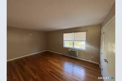 168 Highview Avenue #B, Stamford, CT 06907 - Photo 10