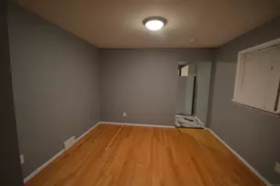 28 Riverside Dr, Fairfield, CT 06824 - Photo 4