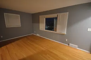 28 Riverside Dr, Fairfield, CT 06824 - Photo 2