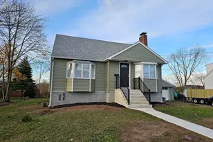 16 Vista Dr, East Haven, CT 06512 - Photo 2