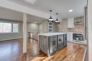 825 Old Hartford Rd, Colchester, CT 06415 - Photo 8