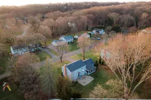 845 Mountain Laurel Rd, Fairfield, CT 06824 - Photo 38