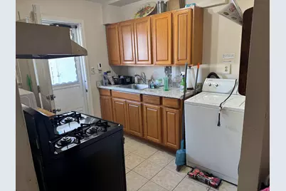 209 McGrath Court, Stratford, CT 06615 - Photo 10