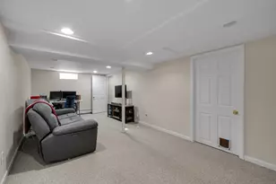 47 Long View Dr, Simsbury, CT 06070 - Photo 28