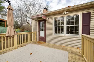 1053 Cutspring Rd, Stratford, CT 06614 - Photo 10