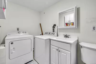 1053 Cutspring Road, Stratford, CT 06614 - Photo 14