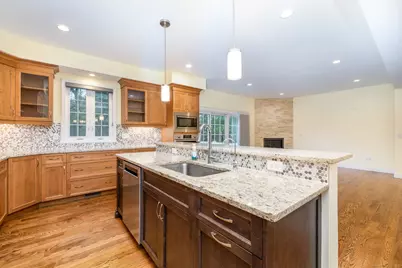 48 Sandstone Road #48, Plainville, CT 06062 - Photo 4