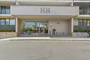 44 Strawberry Hill Ave, Stamford, CT 06902 - Photo 2