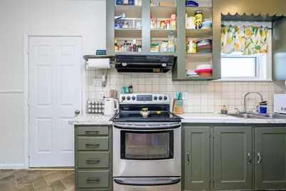 33 Railroad Avenue, Plainfield, CT 06374 - Photo 8