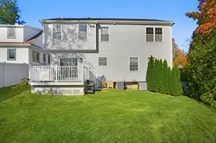 100 Hirsch Rd, Stamford, CT 06905 - Photo 36