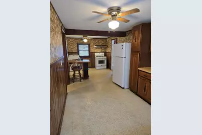 2 Pawcatuck Avenue, Stonington, CT 06379 - Photo 10