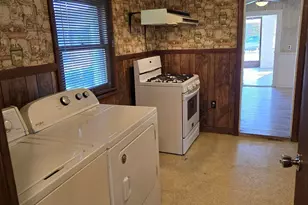 2 Pawcatuck Ave, Stonington, CT 06379 - Photo 12