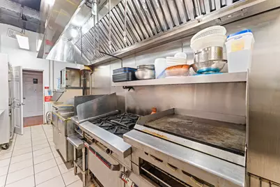 811 Dixwell Avenue, Hamden, CT 06511 - Photo 28