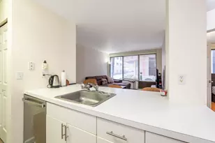 300 Broad St, Stamford, CT 06902 - Photo 12