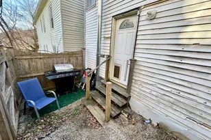 8 Oak St, Winchester, CT 06098 - Photo 10