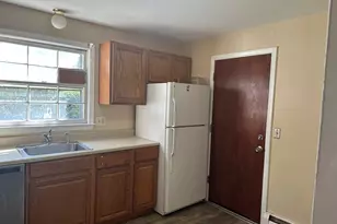 5 Treat St, West Haven, CT 06519 - Photo 6