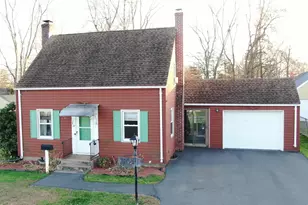 22 Pearl St, Windsor Locks, CT 06096 - Photo 26