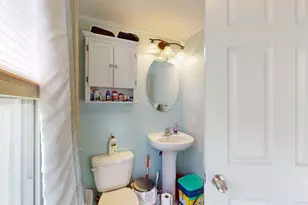 22 Pearl St, Windsor Locks, CT 06096 - Photo 24