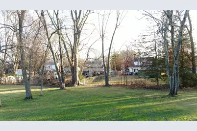 22 Pearl Street, Windsor Locks, CT 06096 - Photo 32