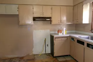 62 Pearson Ave, Milford, CT 06460 - Photo 8