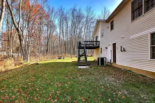 424 Bridge St, Suffield, CT 06078 - Photo 4