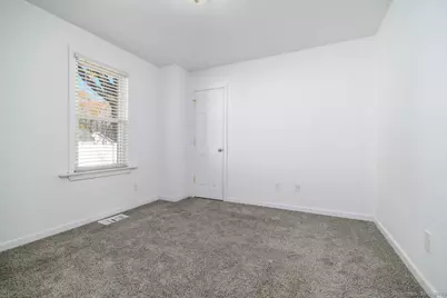 29 Sterling Place, Stamford, CT 06907 - Photo 8