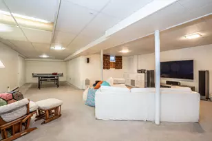 9 Gretel Ln, Simsbury, CT 06070 - Photo 38