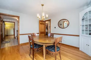 9 Gretel Ln, Simsbury, CT 06070 - Photo 6