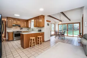 9 Gretel Ln, Simsbury, CT 06070 - Photo 10