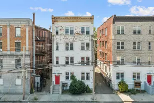 25 Whittier St, Bridgeport, CT 06605 - Photo 2