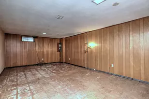 715 Frenchtown Rd, Bridgeport, CT 06606 - Photo 26