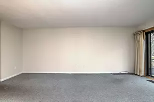 715 Frenchtown Rd, Bridgeport, CT 06606 - Photo 8