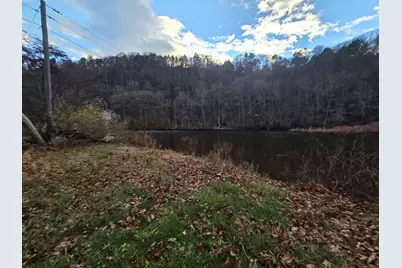 225 Manor Road, Southbury, CT 06488 - Photo 2