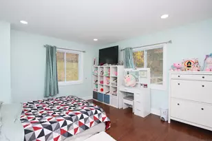 32 Spring St, Ansonia, CT 06401 - Photo 16