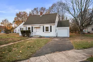 484 Pine Rock Ave, Hamden, CT 06514 - Photo 1