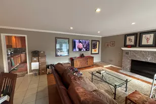 33 Walnut Tree Hill Rd, Shelton, CT 06484 - Photo 10