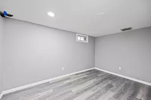 4 Esperon St, Waterbury, CT 06705 - Photo 26