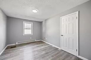 4 Esperon St, Waterbury, CT 06705 - Photo 18