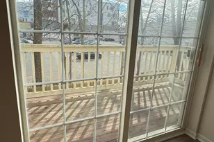 25 Janet Cir, Bridgeport, CT 06606 - Photo 22