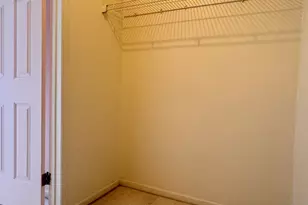 25 Janet Cir, Bridgeport, CT 06606 - Photo 20