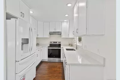 50 Harrison Avenue, New Canaan, CT 06840 - Photo 26