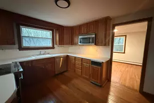 45 Hemlock Dr, Marlborough, CT 06447 - Photo 8