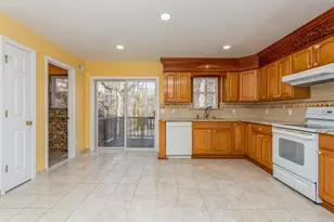 11 Scuppo Rd, Danbury, CT 06811 - Photo 2