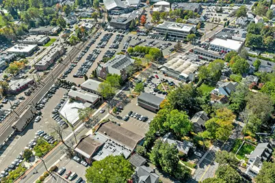 215 Elm Street, New Canaan, CT 06840 - Photo 20